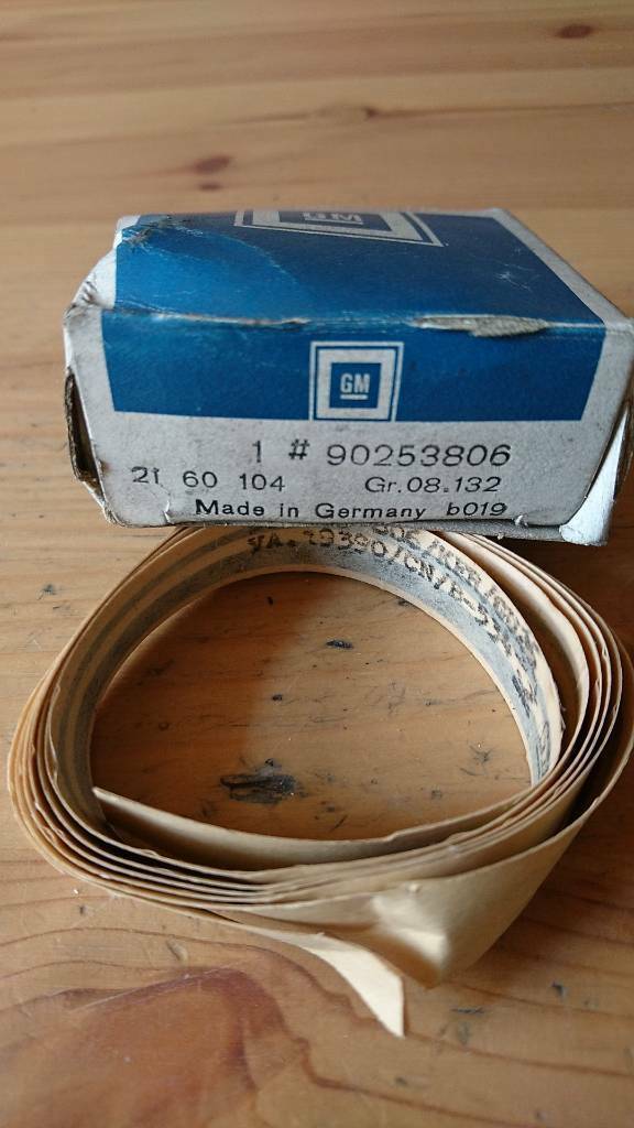 Kadett E Farbstreifen Anthrazit Kotflügel rechts neu original GM