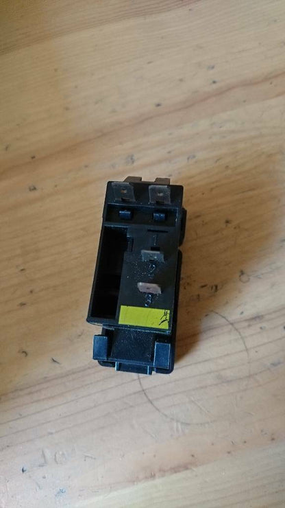 Original GM Senator A Monza Schalter Nebelscheinwerfer Neu