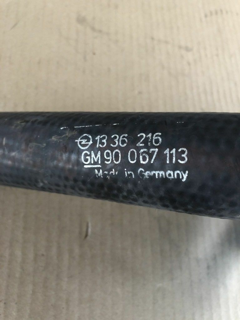 Original GM Opel Kühlerschlauch unten Thermostatgehäuse Rekord E