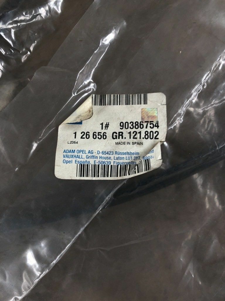 Original GM Opel corsa B Zierleiste Heckscheibe *NEU* 126656