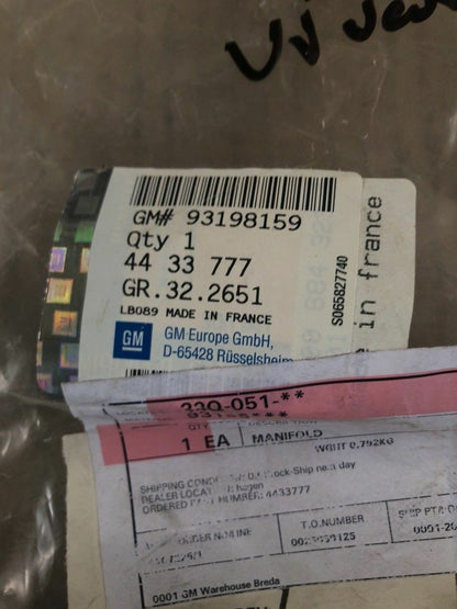 Original GM Opel Vivaro A Ansaugbrücke *NEU*