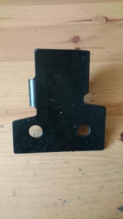 Frontera A Halter Stoßstange hinten mitte rechts neu original GM