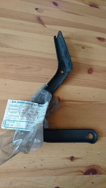 Corsa A Hauben Motorhaube Scharnier links Neu Original GM