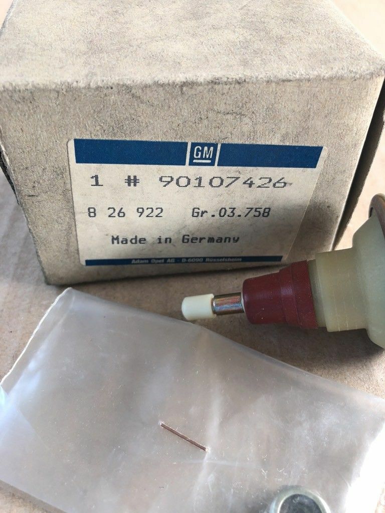Original GM Opel Kadett E Vectra A Omega A Schließdämpfer Drosselklappen Neu