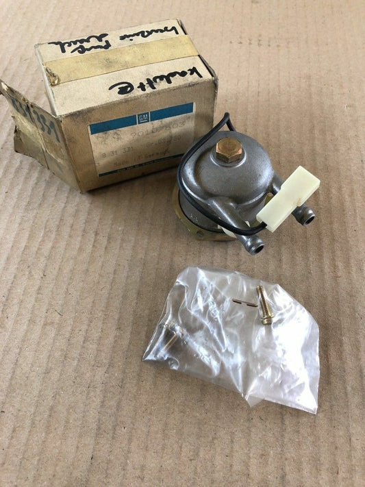 Original GM Opel Kadett E Benzindruckpumpe *NEU*