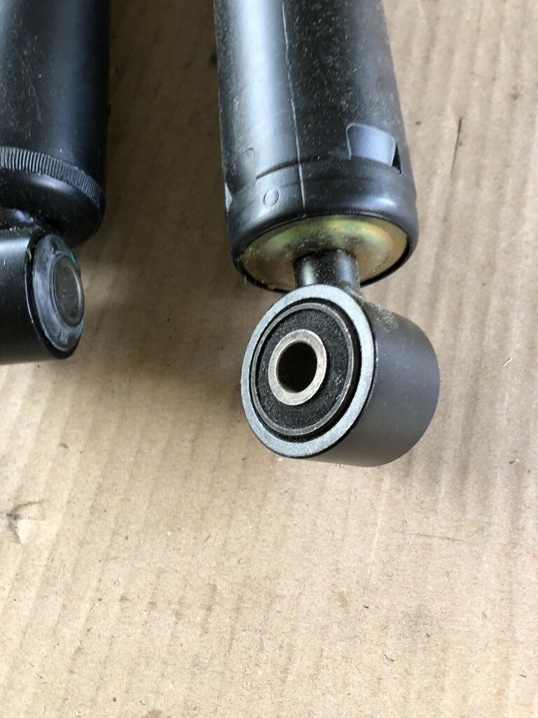 Opel Movano A Stoßdämpfersatz hinten neu original GM