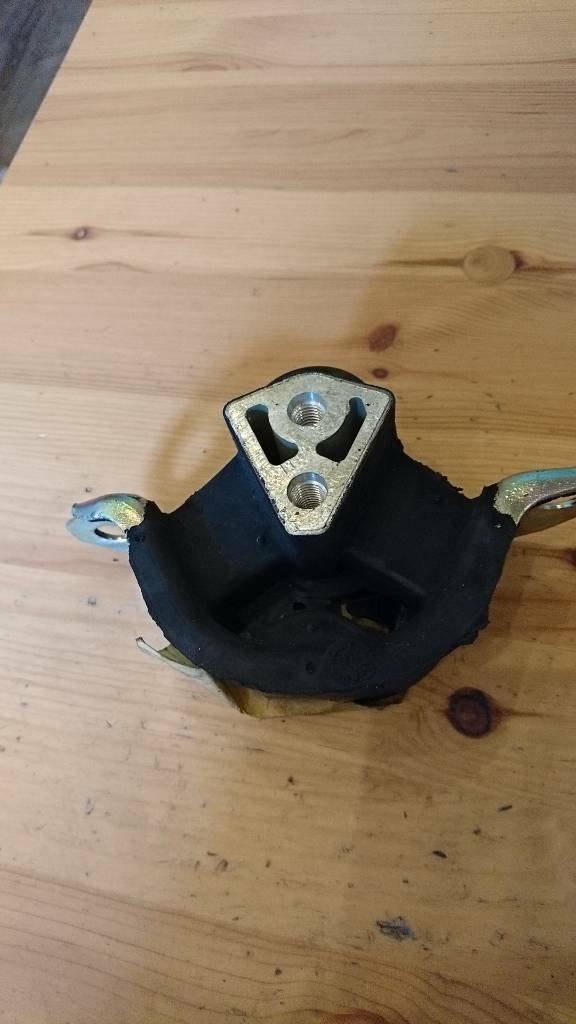 Corsa B Tigra A Dämpfungsblock vorne rechts Neu Original GM