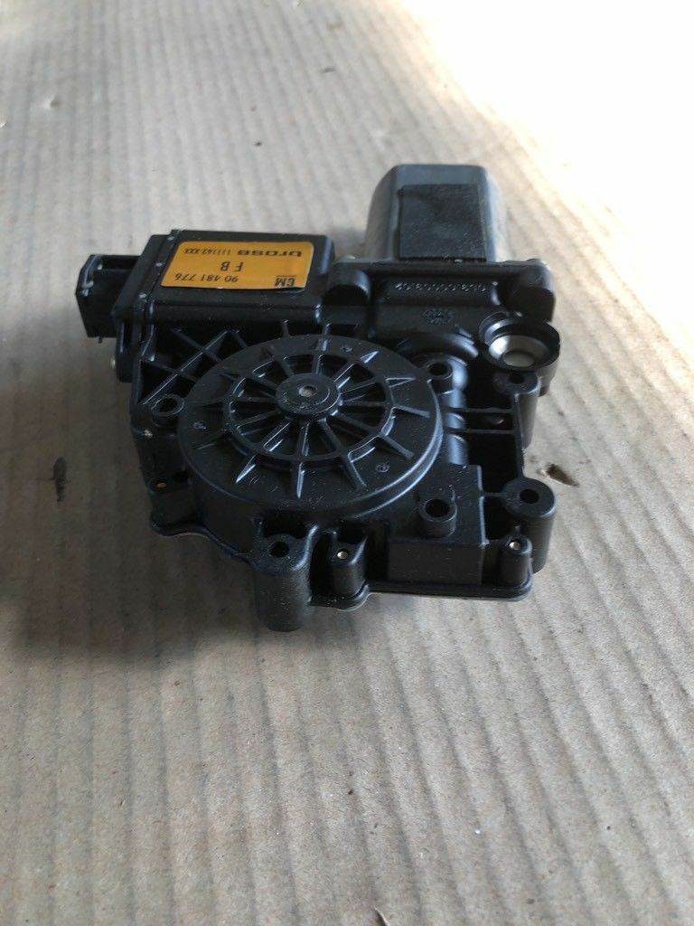 Opel Corsa B Fensterhebermotor vorne rechts neu original GM