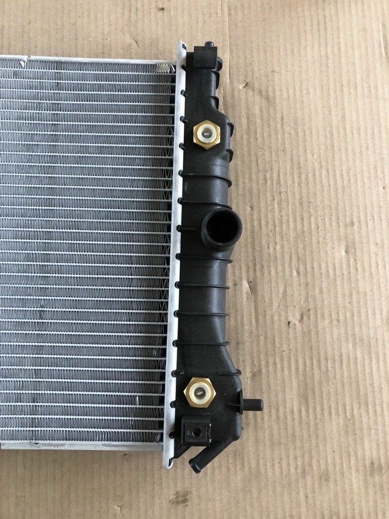 Opel Vectra A 1.7 kuhler NEU Original GM