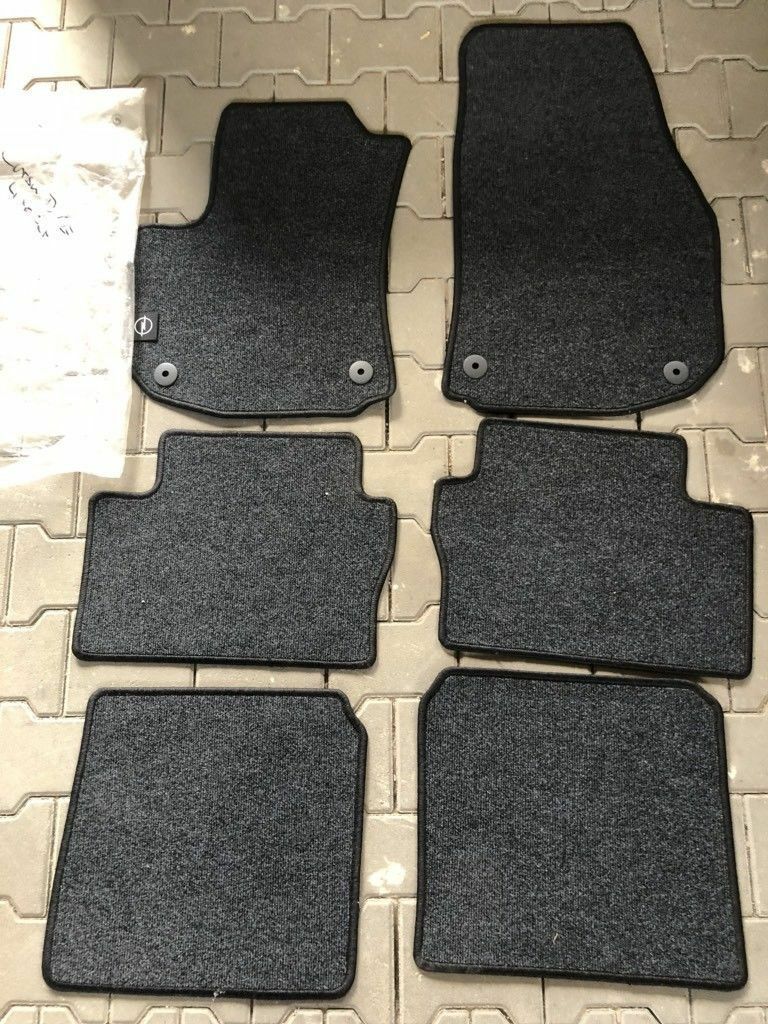 Original GM Opel Zafira  Fußmatten Set Neu