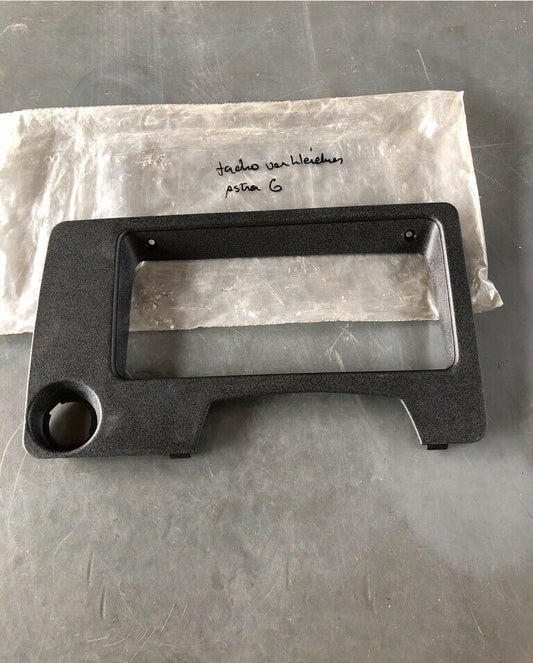Original GM Opel Kadett D Tachoverkleidung *NEU* 90109509