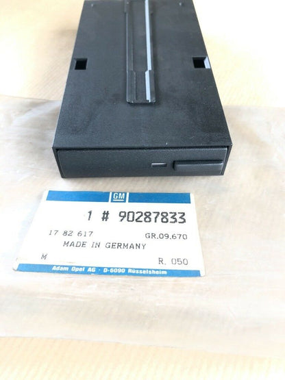 Original GM Opel Oldtimer Youngtimer Kassettenbox *NEU* 90287833