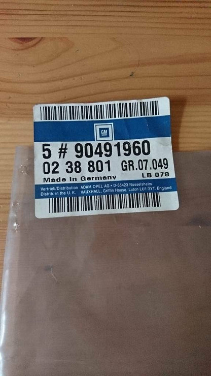 Opel Omega B Dämpfungsstreifen Stoßstange unten neu GM