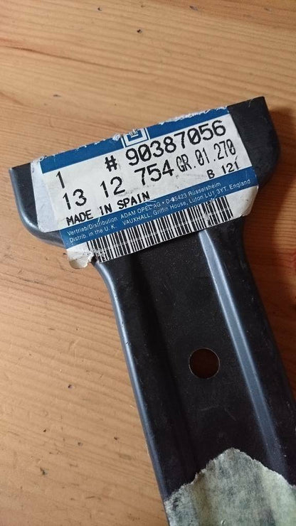 Corsa B Tigra A Stütze Luftleitblech neu original GM