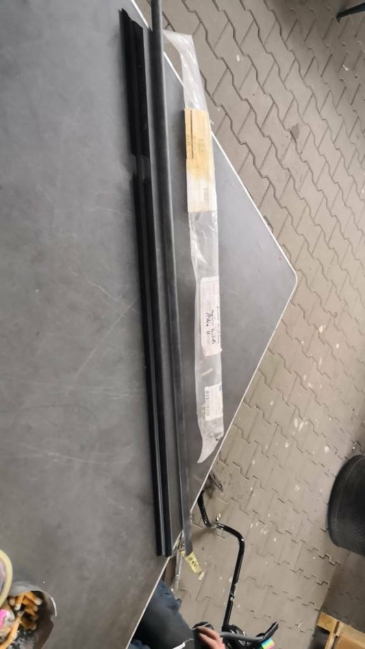 Opel Astra H Fensterdichtung Hinten Rechts neu original GM