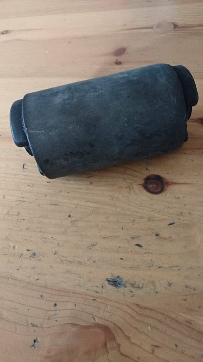 Rekord E Dämpfungsbuchse neu original GM