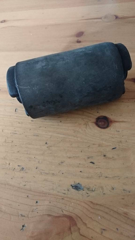 Rekord E Dämpfungsbuchse neu original GM