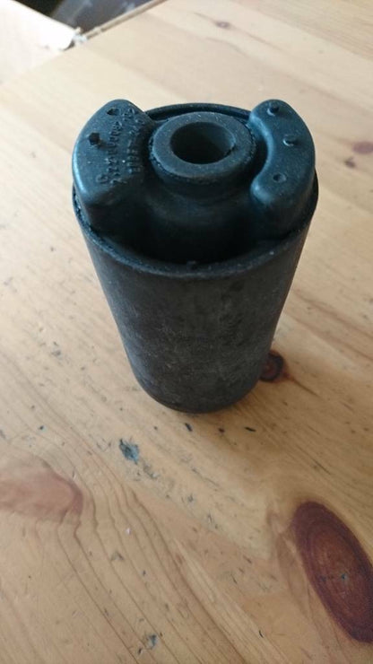 Rekord E Dämpfungsbuchse neu original GM