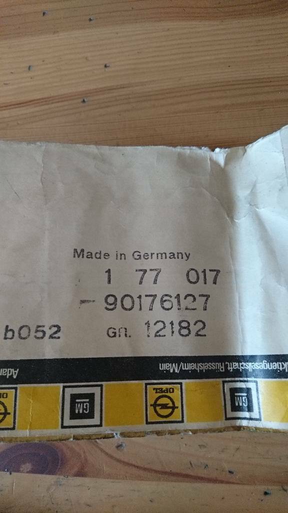 Opel Youngtimer Oldtimer Emblem "1.8 S" neu original GM