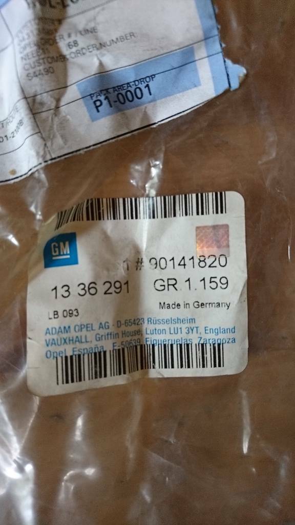 Kadett E Kühlerschlauch Verbindungsrohr Wasserpumpe neu GM
