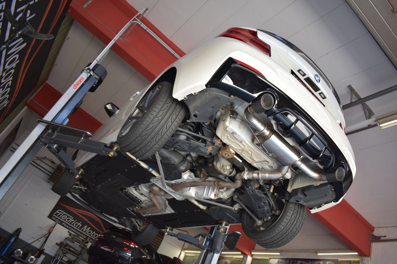 Friedrich Motorsport 76mm Duplex-Sportendschalldämpfer BMW 2er F22/F23