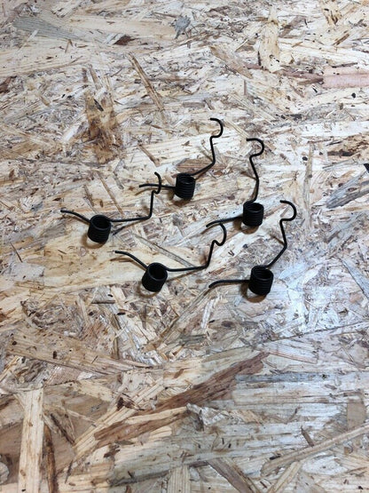Original GM Opel Corsa B C Rückzugfeder Neu