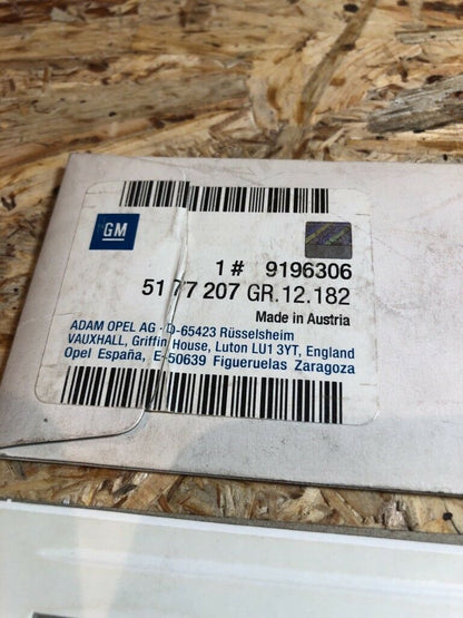 Original GM Opel Corsa 1.7 DTI Emblem Neu