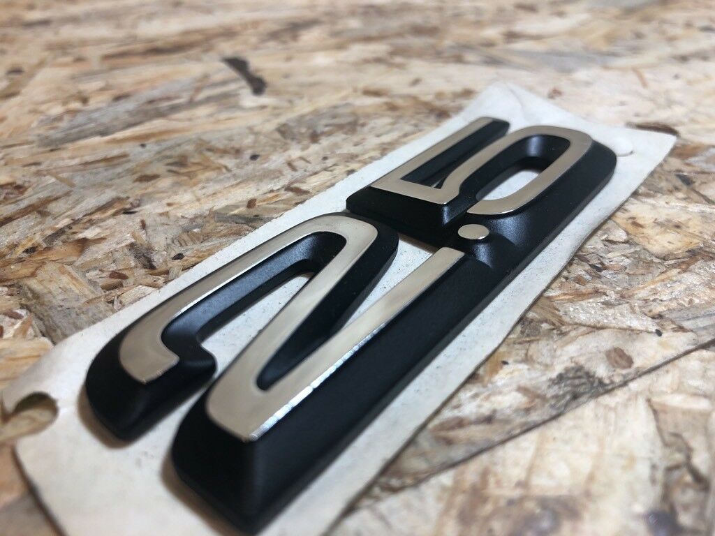 Original GM Opel 2.5 Emblem Schriftzug Neu