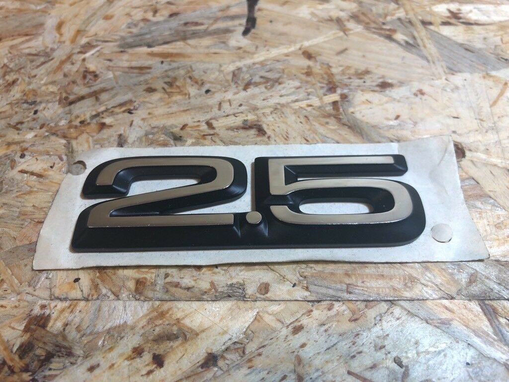Original GM Opel 2.5 Emblem Schriftzug Neu