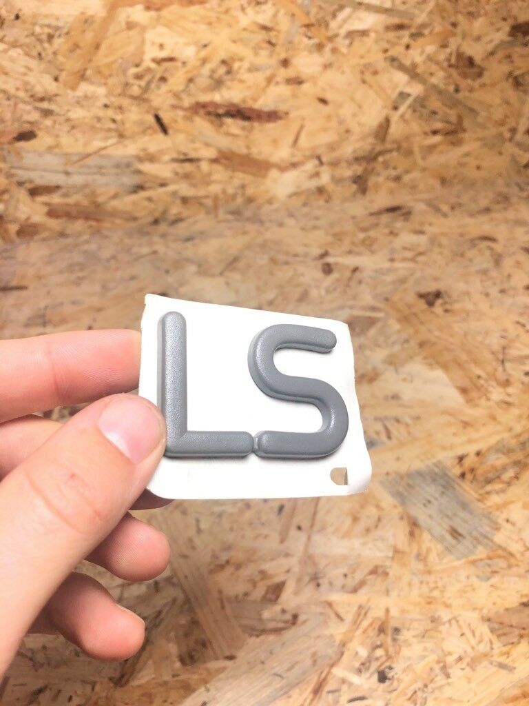 Original GM Opel LS Emblem Schriftzug *NEU* klebend