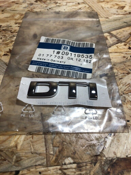 Original GM Opel DTi Emblem Schriftzug klebend Neu