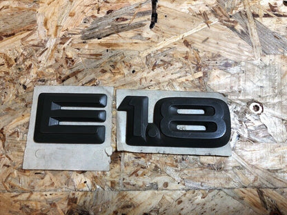 Original GM Opel E 1.8 Emblem Schriftzug klebend *NEU*