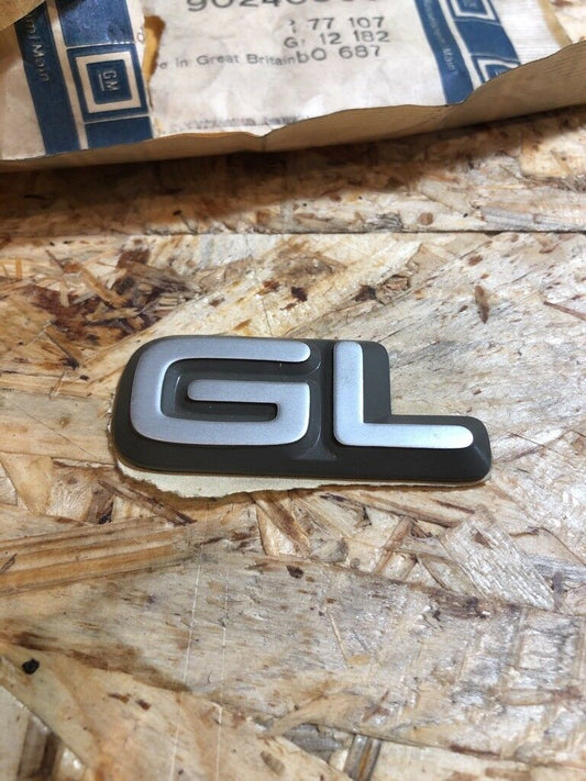 Original GM Opel "GL" Emblem Schriftzug klebend *NEU*