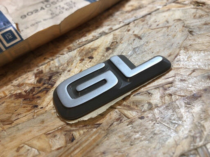Original GM Opel "GL" Emblem Schriftzug klebend *NEU*