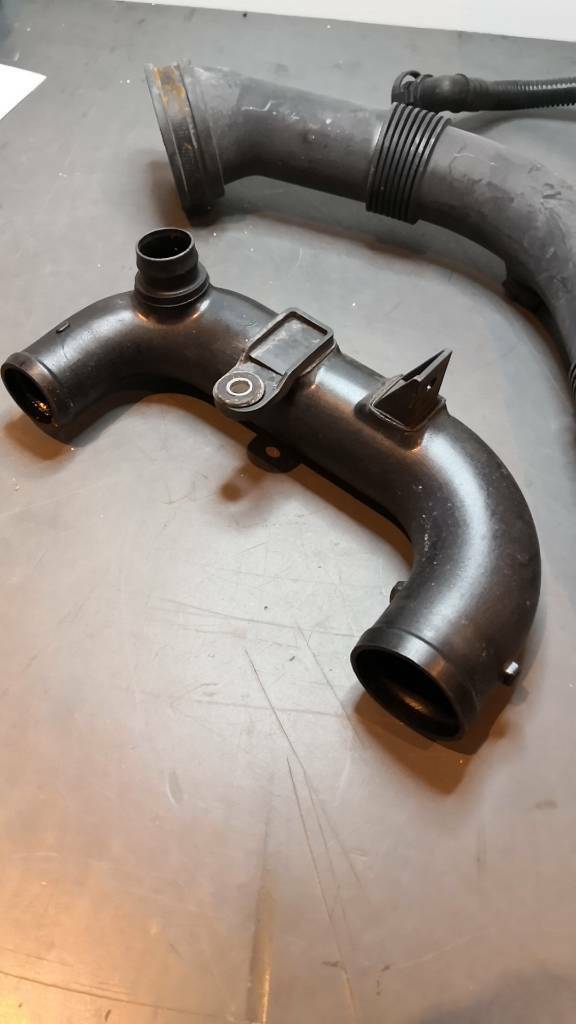 Opel Corsa D Motorabdeckung Reparatursatz neu original GM