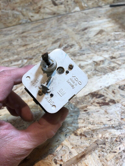 Opel Kadett E Uhr Gebraucht Original GM