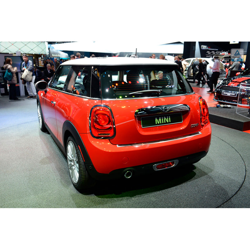 Edelstahl Heckstoßstangenschutz 'Deluxe' passend für Mini One/Cooper F56 3-türer 3/2014- Chrom/Rot-Schwarz Karbon