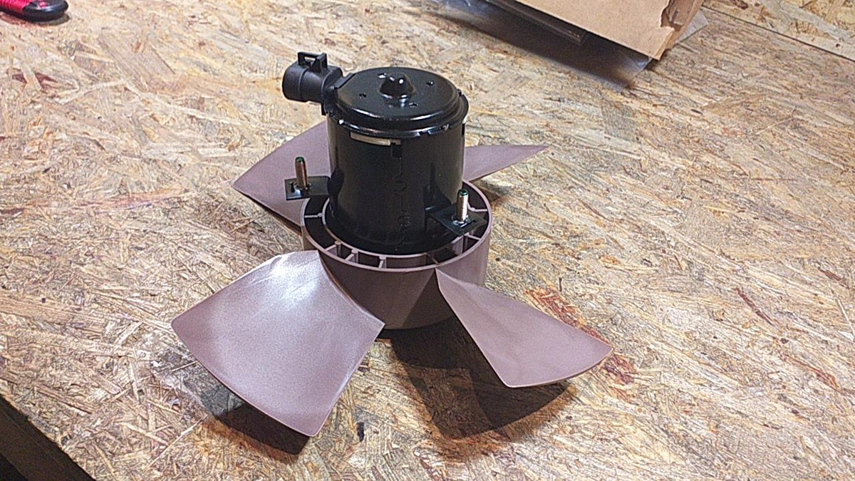 Corsa B Bj 96-2000, 54-65PS Benziner Lüfter original GM Opel NEU
