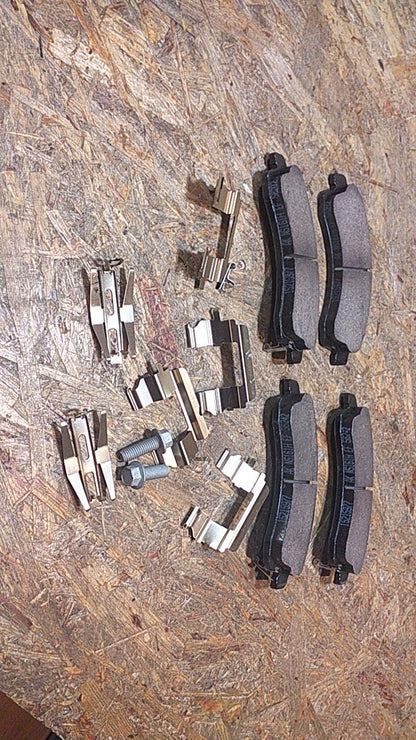 Chevrolet Trailblazer GMC Envoy Oldsmobile Bravada Bremsbeläge vorne original AC Delco NEU