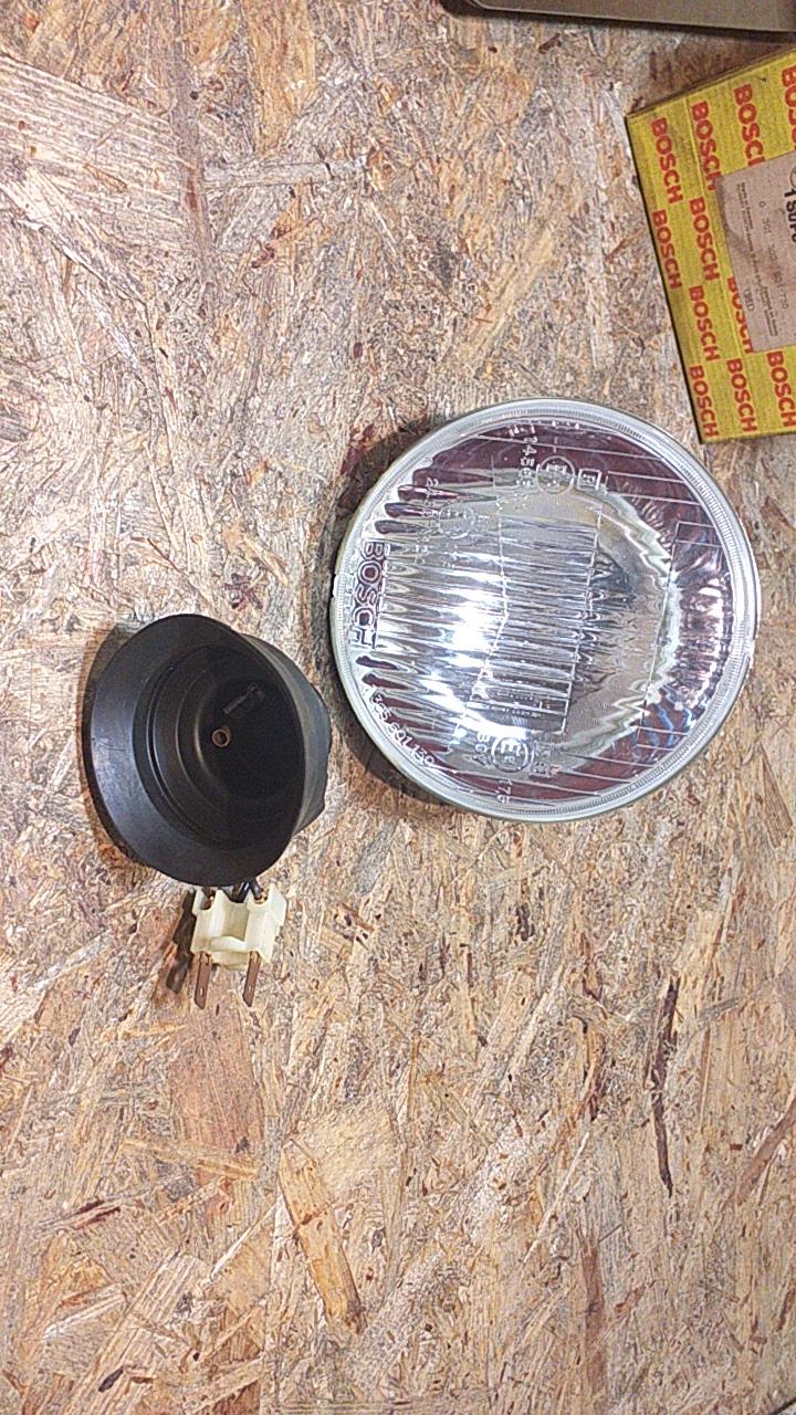 Toyota Mazda Scheinwerfer original Bosch NEU