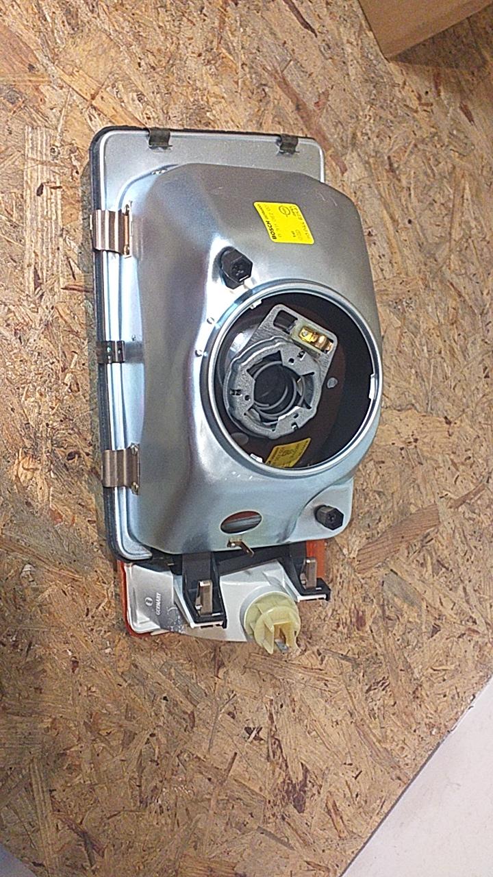 Rekord E Bosch Bilux Scheinwerfer mit Blinker links orig GM Opel NEU