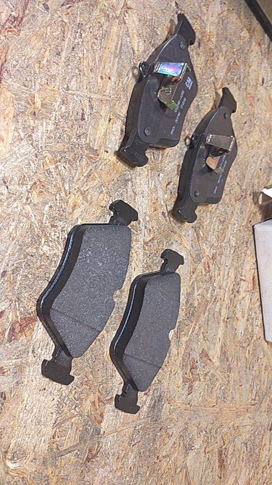 Vectra A Turbo Calibra A Bremsbelagsatz original GM Opel NEU