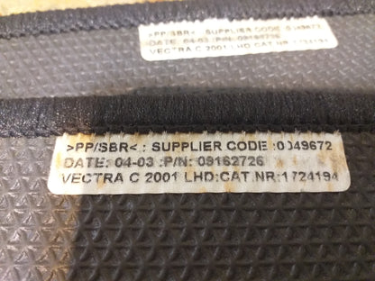 Vectra C Bj 01 Fußmattensatz (unvollständig) original Opel NEU