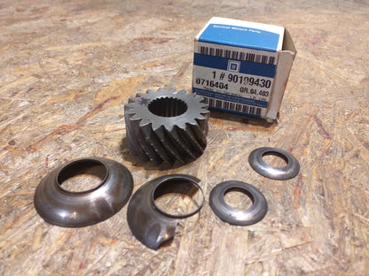 Oldtimer Youngtimer Zahnrad Stirnrad treibend original GM Opel NEU