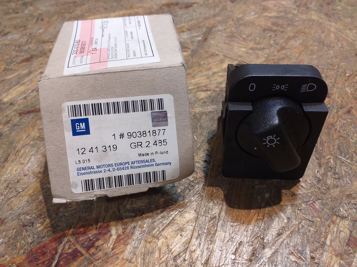 Astra F  Lichtschalter/ Innenraummleuchte original GM Opel NEU