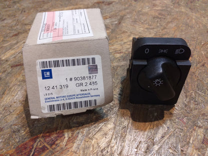 Astra F  Lichtschalter/ Innenraummleuchte original GM Opel NEU
