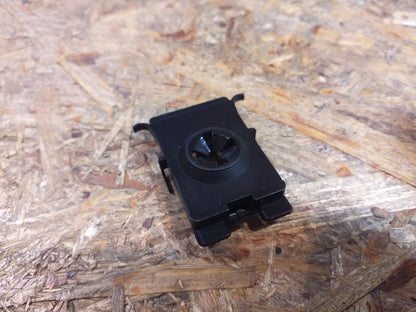Vectra C Befestigung Clip Kofferraumklappe original GM Opel NEU