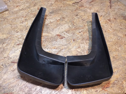 Astra G Stufenheck Satz Schmutzfänger hinten original GM Opel NEU