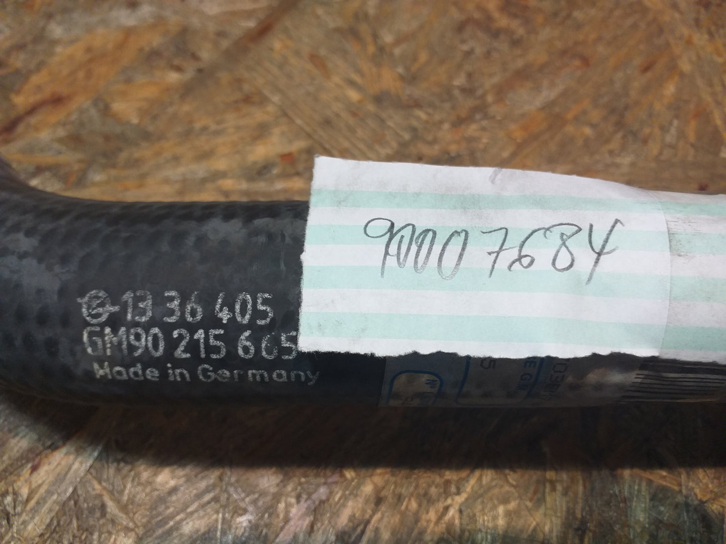 Kadett E  Auslass-Schlauch Kühler original GM Opel NEU