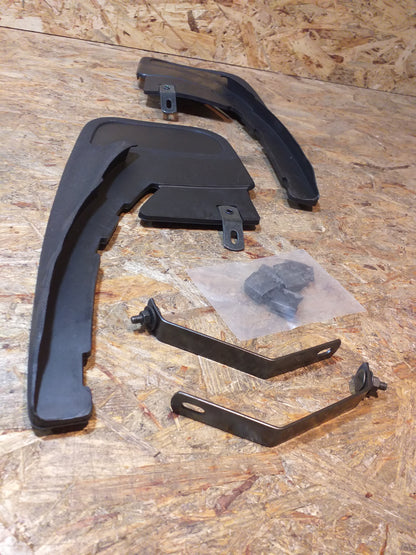 Omega A Schmutzfänger vorne original GM Opel NEU